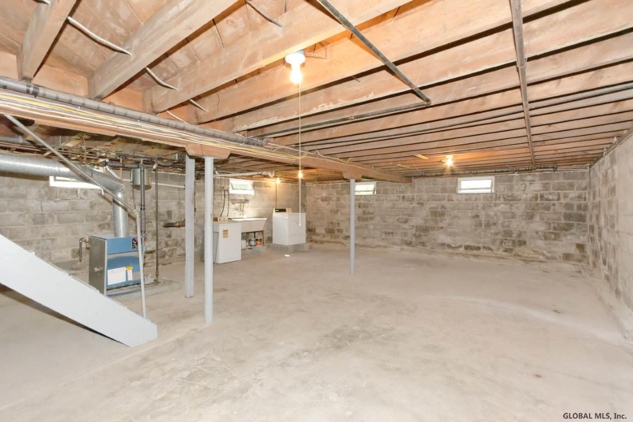 1154 Fort Hunter Road Schenectady, NY 12303 - Photo 20 of 26 Photo 20