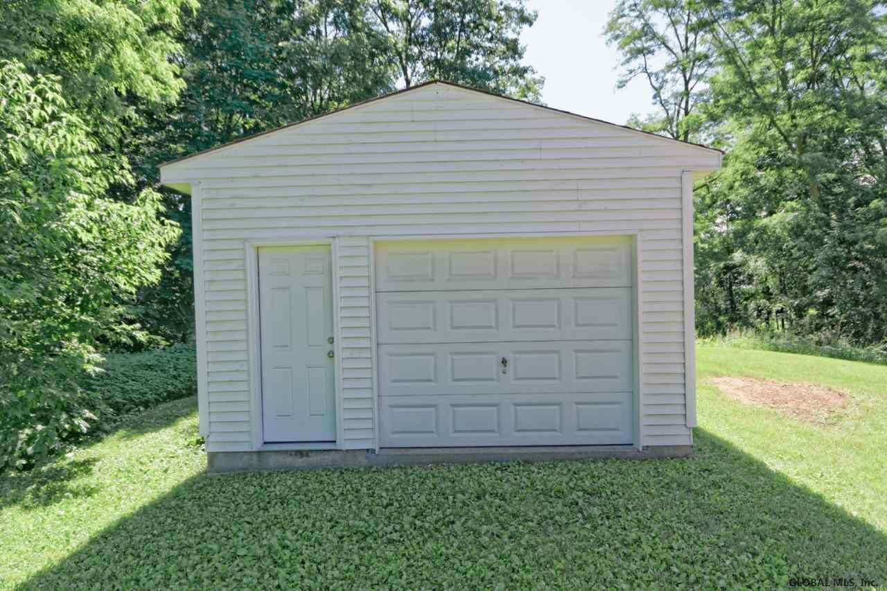 1154 Fort Hunter Road Schenectady, NY 12303 - Photo 21 of 26 Photo 21