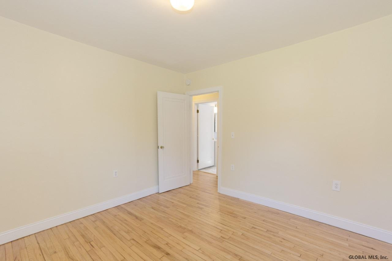 1154 Fort Hunter Road Schenectady, NY 12303 - Photo 10 of 26 Photo 10