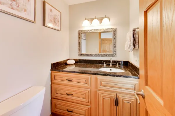 $725,000 | 1222 Patton Avenue, Arlington Heights, IL 60005