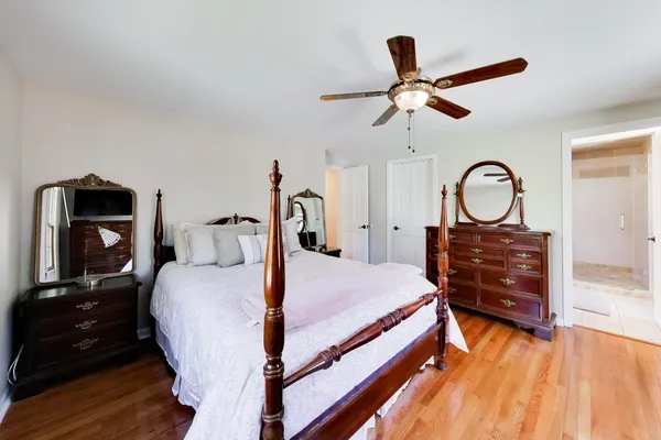 $725,000 | 1222 Patton Avenue, Arlington Heights, IL 60005