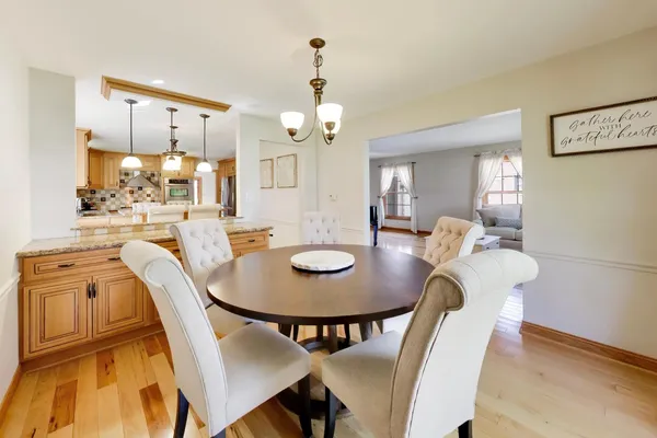 $725,000 | 1222 Patton Avenue, Arlington Heights, IL 60005