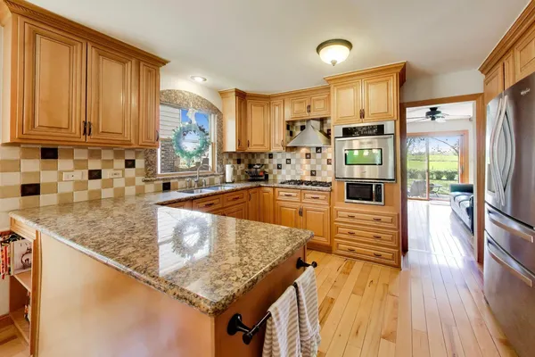 $725,000 | 1222 Patton Avenue, Arlington Heights, IL 60005