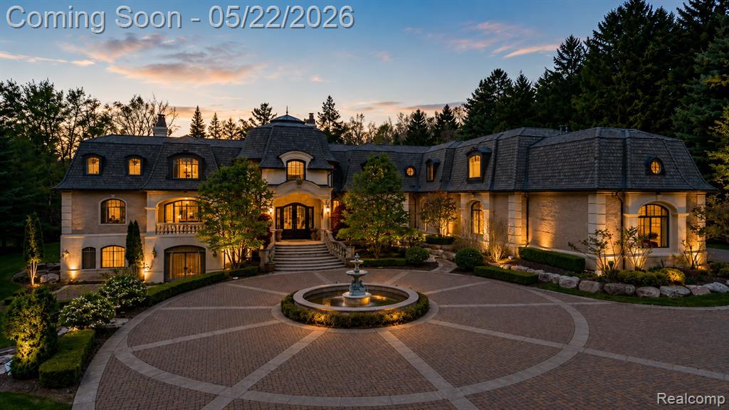 6250 Walnut Lake Road West Bloomfield, MI 48323 - Photo 1 of 48