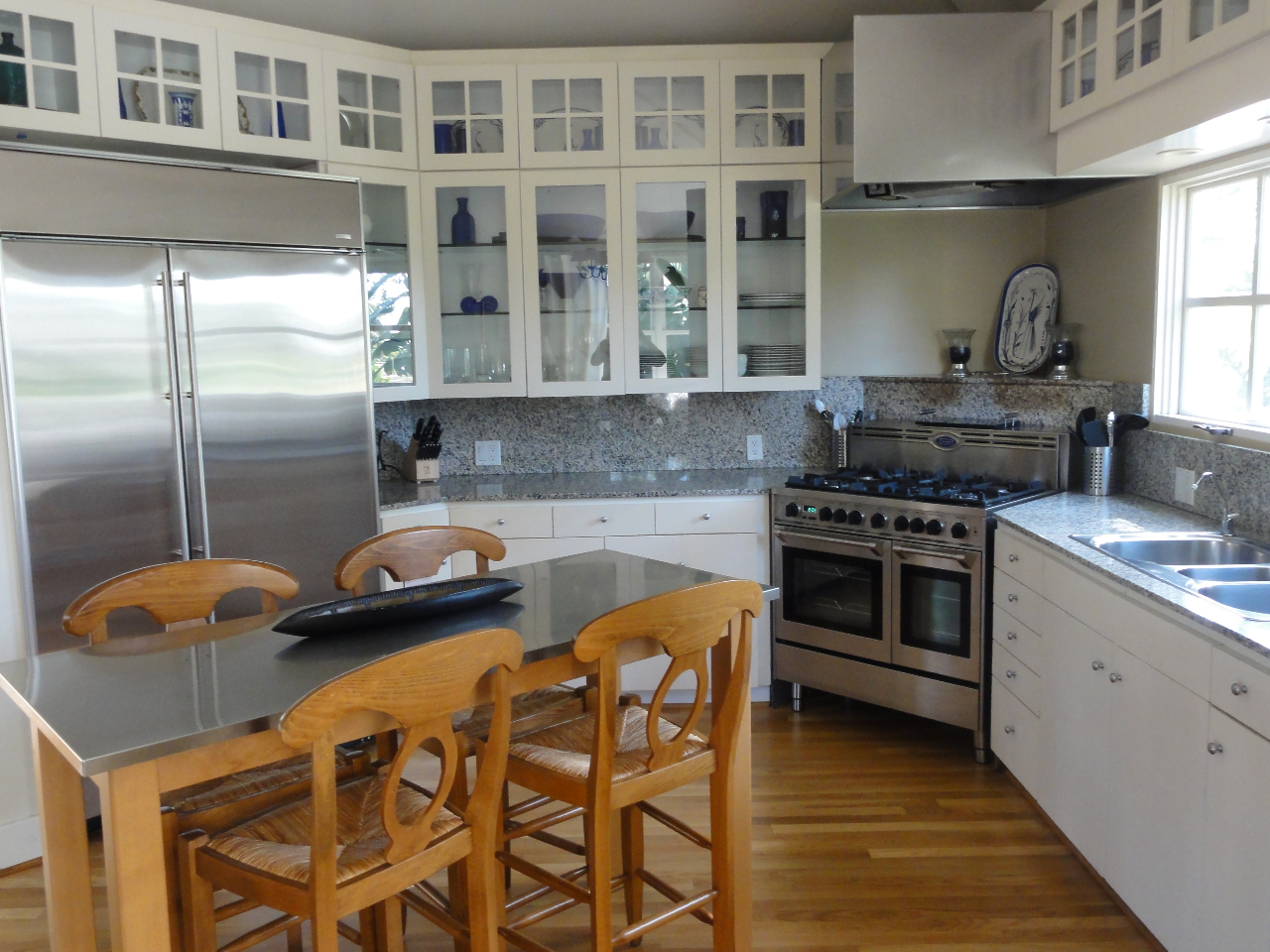 203 Rincon Point Road Carpinteria, CA 93013 - Photo 6 of 20 Kitchen view 2