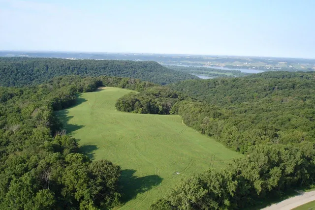 $935,000 | Tbd West Chestnut Mountain Road, Hanover, IL 61041