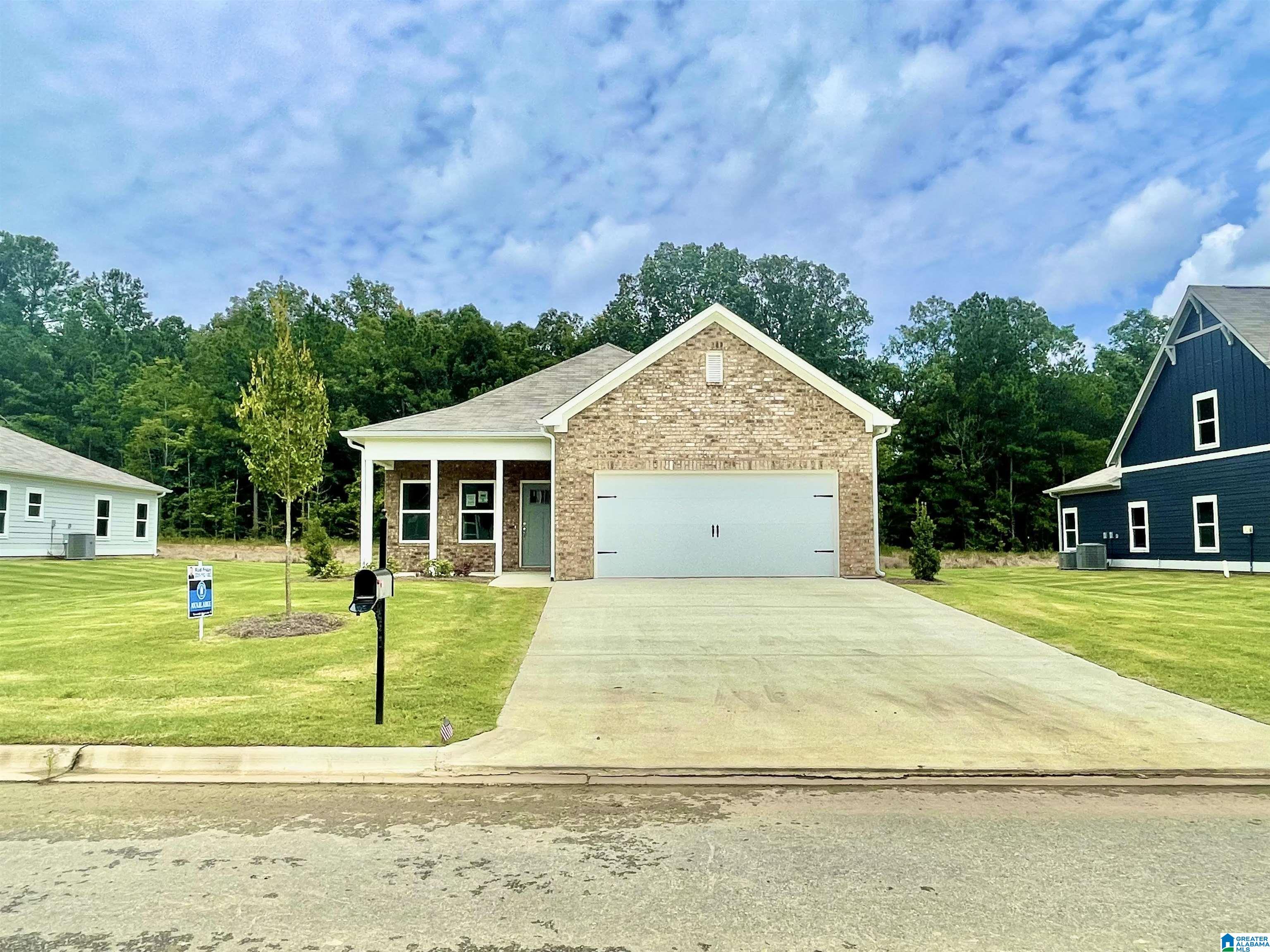 2015 Baxter Avenue Springville, AL 35146 - Photo 5 of 43