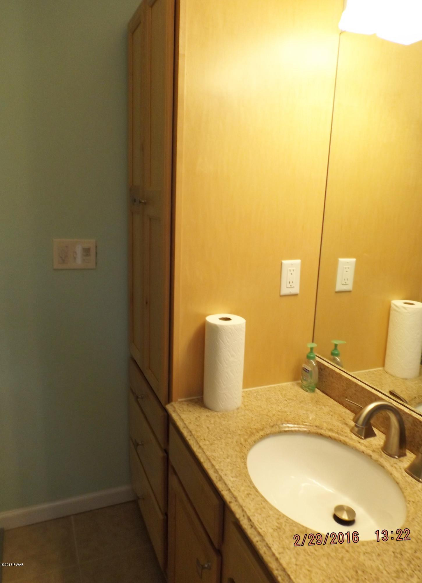 156 Pedersen Ridge Road Milford, PA 18337 - Photo 17 of 32 DSCF1728