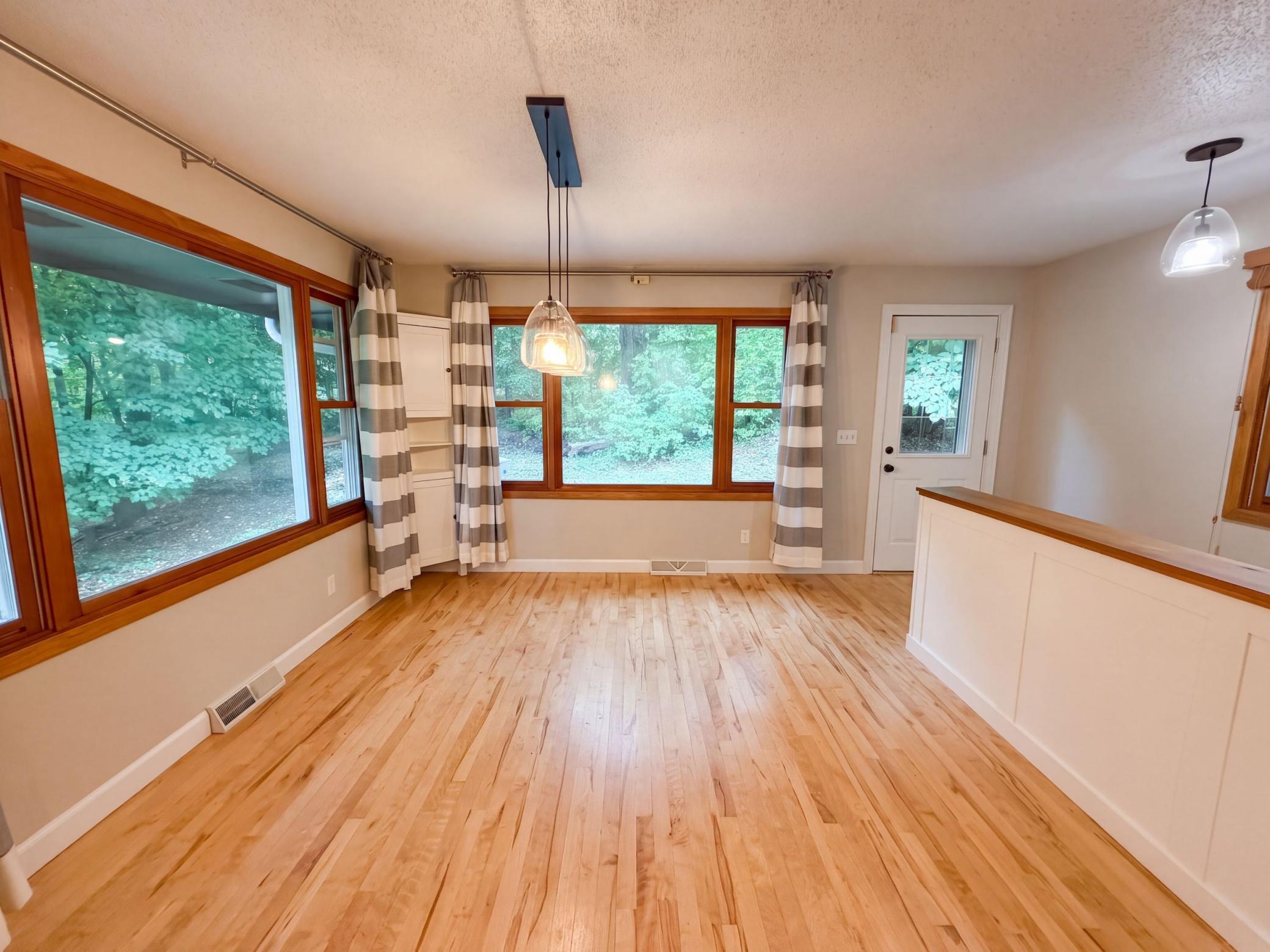 6710 Hopi Road Chanhassen, MN 55317 - Photo 7 of 14 Gallery Image 7