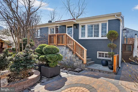 $1,450,000 | 311 Adams Avenue, Alexandria, VA 22301