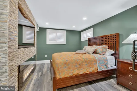 $1,450,000 | 311 Adams Avenue, Alexandria, VA 22301
