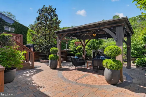 $1,350,000 | 311 Adams Avenue, Alexandria, VA 22301