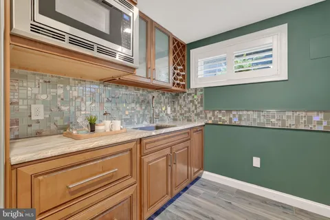 $1,350,000 | 311 Adams Avenue, Alexandria, VA 22301