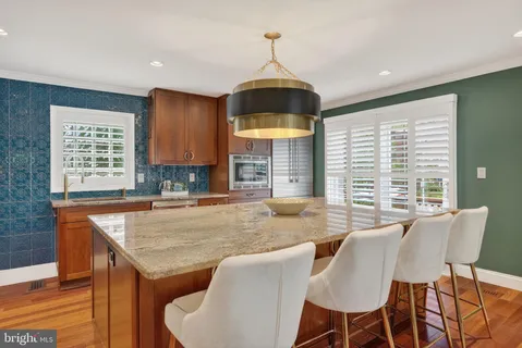 $1,350,000 | 311 Adams Avenue, Alexandria, VA 22301