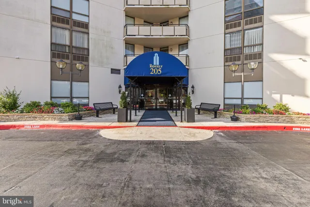 $219,000 | 205 East Joppa Road, Unit 1606, Towson, MD 21286