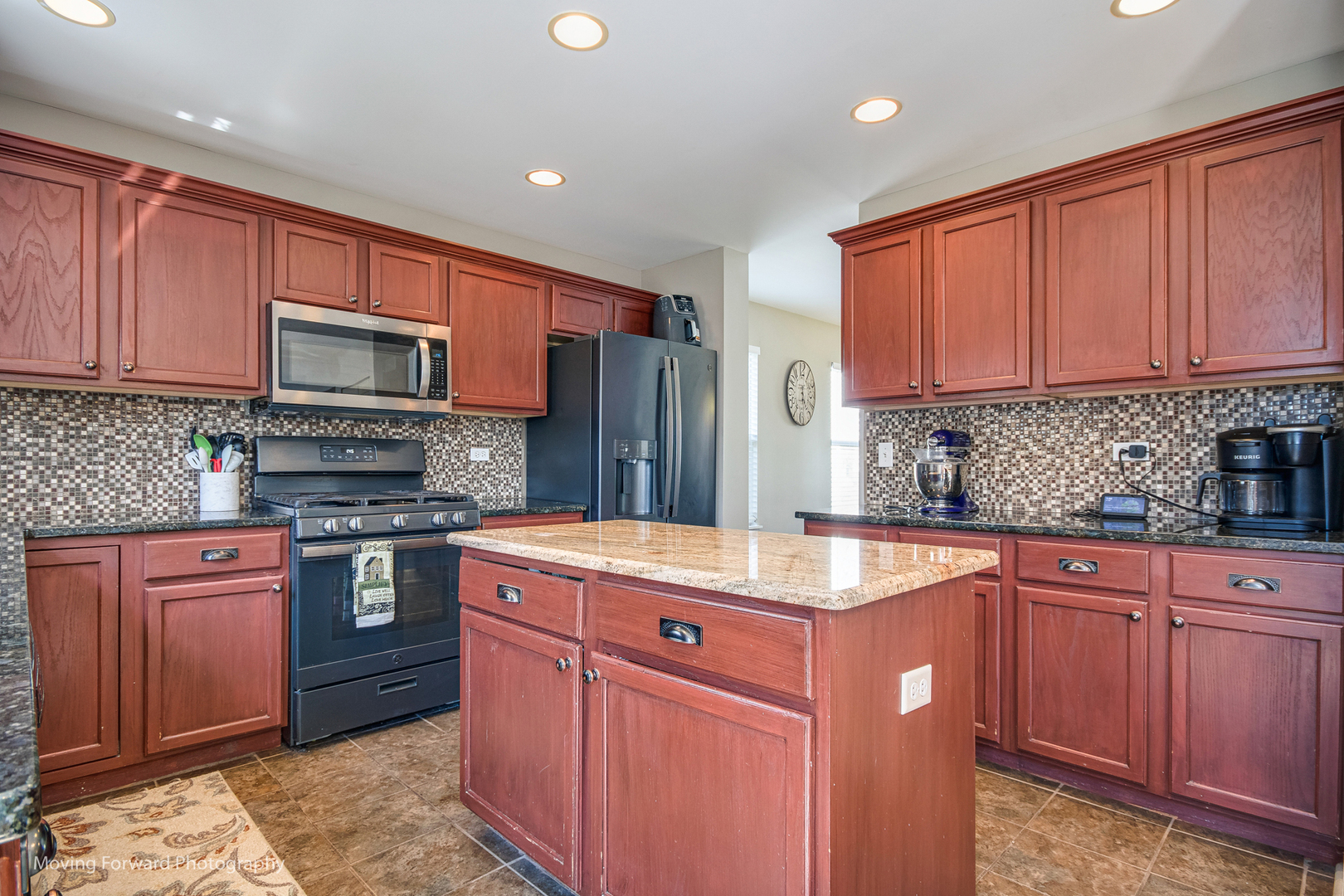 1907 Spring Ridge Drive Plainfield, IL 60586 - Photo 10 of 37