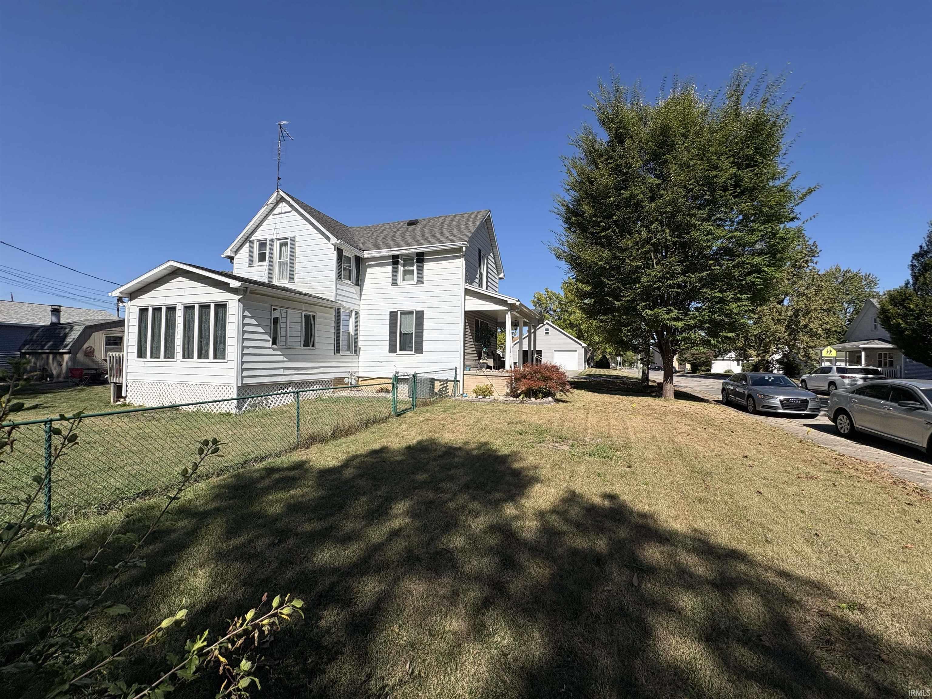 115 North 11th Street Decatur, IN 46733 - Photo 4 of 35