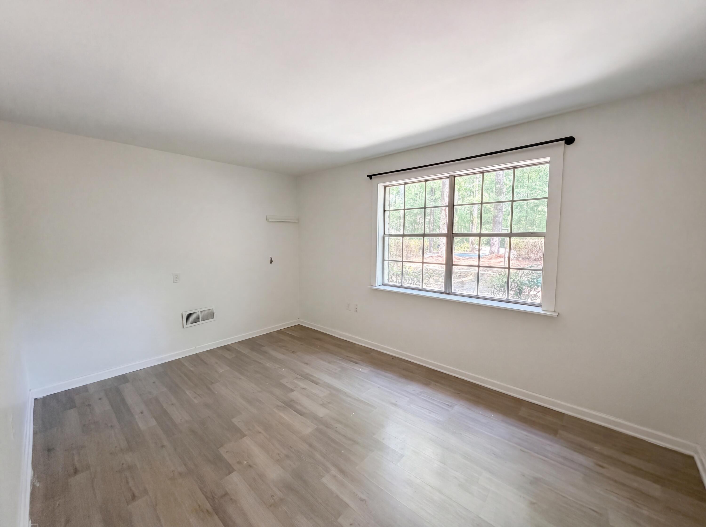 101 Picadilly Loop Summerville, SC 29483 - Photo 4 of 26 listing_3