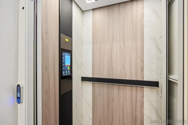 $9,850,000 | 147 South Rios Avenue, Solana Beach, CA 92075