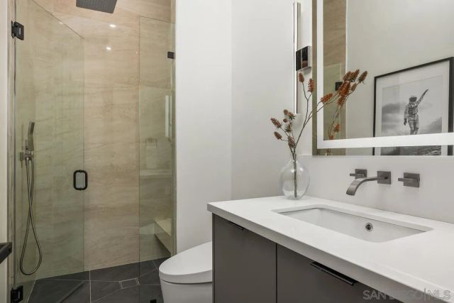 $9,850,000 | 147 South Rios Avenue, Solana Beach, CA 92075