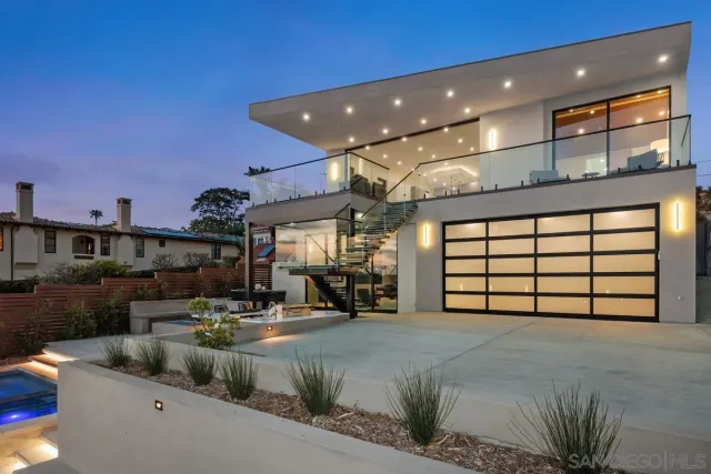 $9,850,000 | 147 South Rios Avenue, Solana Beach, CA 92075