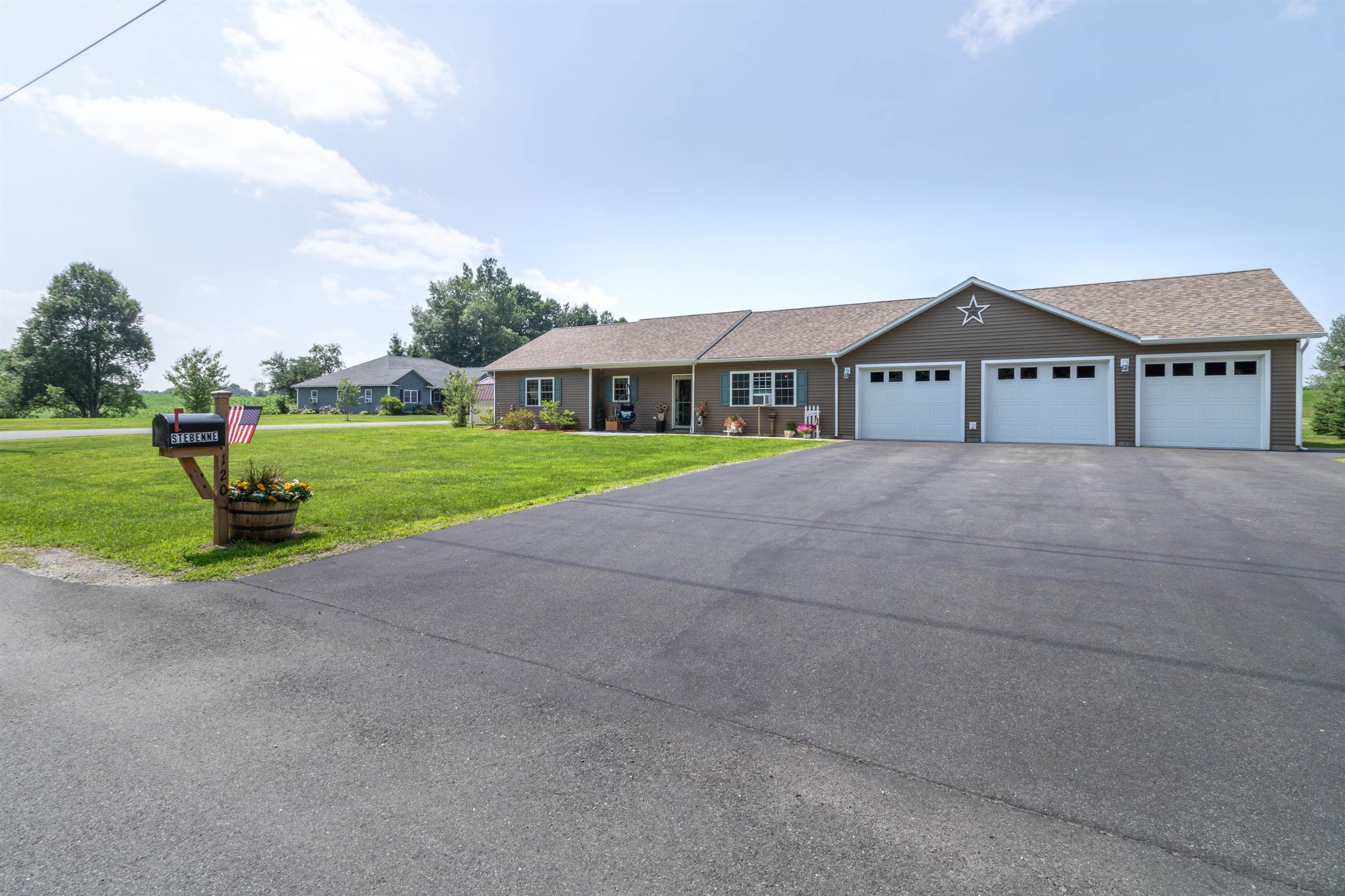 120 Dashner Drive Derby, VT 05830 - Photo 1 of 35