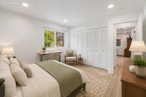 $295,000 | 1270 Wisconsin Street, Unit 211, Lake Geneva, WI 53147