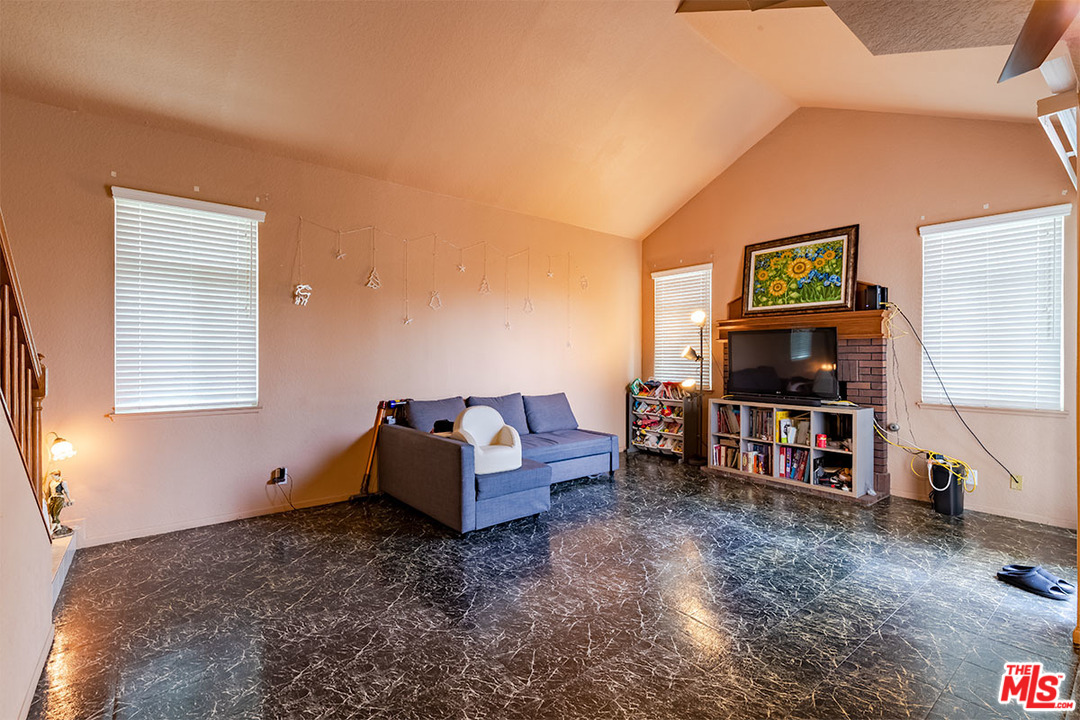 7453 Brookside Road Rancho Cucamonga, CA 91730 - Photo 3 of 24