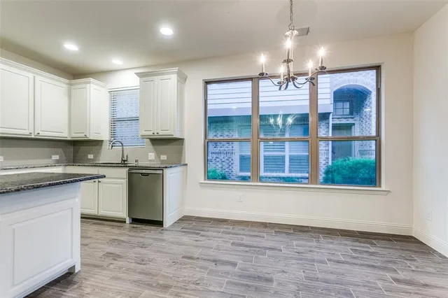 $2,600 | 4661 Dozier Road, Unit E, Carrollton, TX 75010