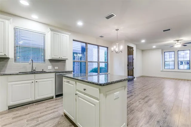 $2,600 | 4661 Dozier Road, Unit E, Carrollton, TX 75010