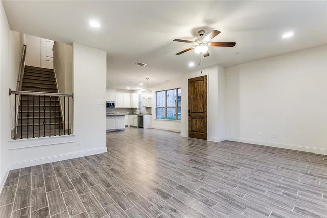 $2,600 | 4661 Dozier Road, Unit E, Carrollton, TX 75010