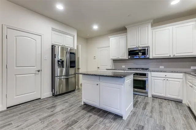 $2,600 | 4661 Dozier Road, Unit E, Carrollton, TX 75010