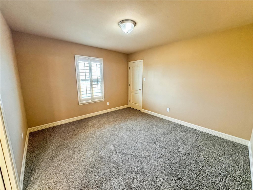 1832 Bay Landing Drive Portland, TX 78374 - Photo 28 of 29 an empty room with windows