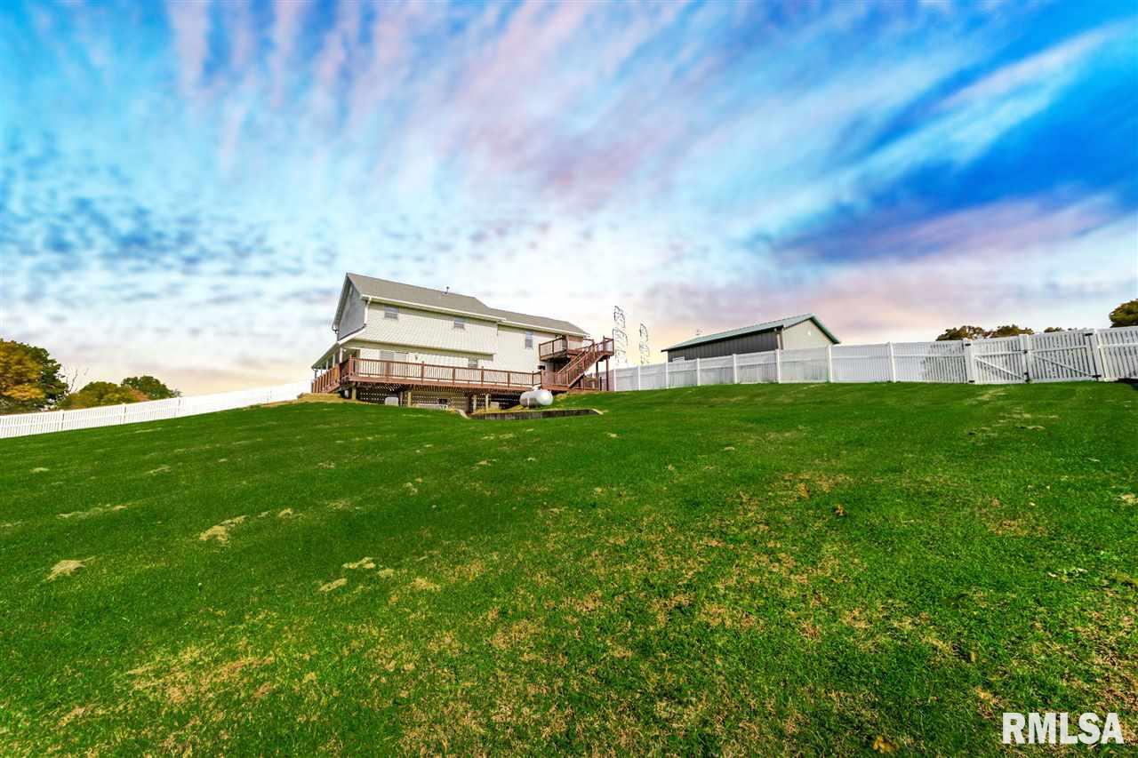 6404 West Lancaster Road Peoria, IL 61607 - Photo 35 of 36