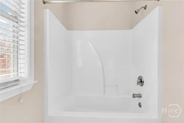 $2,200 | 16 Bushwood Drive, Savannah, GA 31407