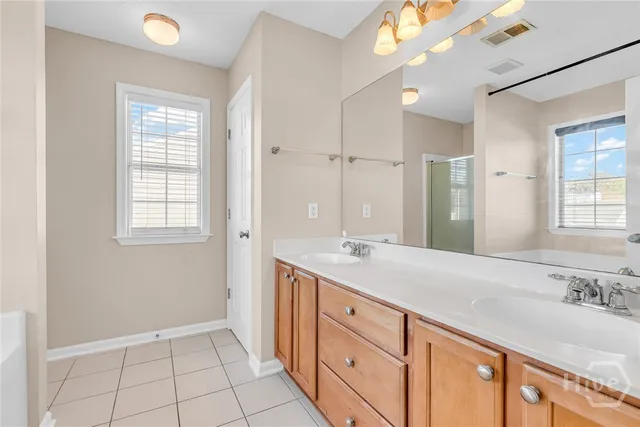 $2,200 | 16 Bushwood Drive, Savannah, GA 31407