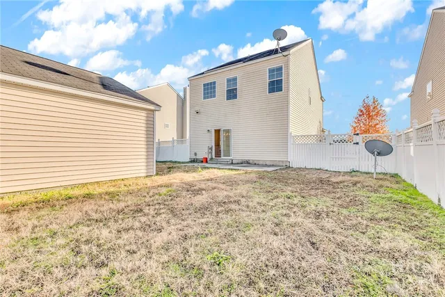 $2,200 | 16 Bushwood Drive, Savannah, GA 31407