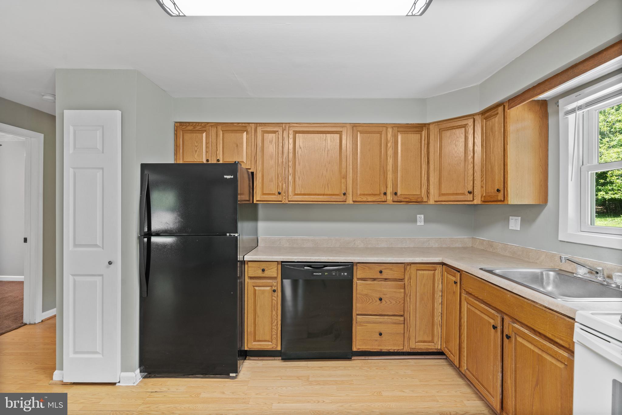 2515 Hallowing Point Road Prince Frederick, MD 20678 - Photo 12 of 34 Gallery Image 12