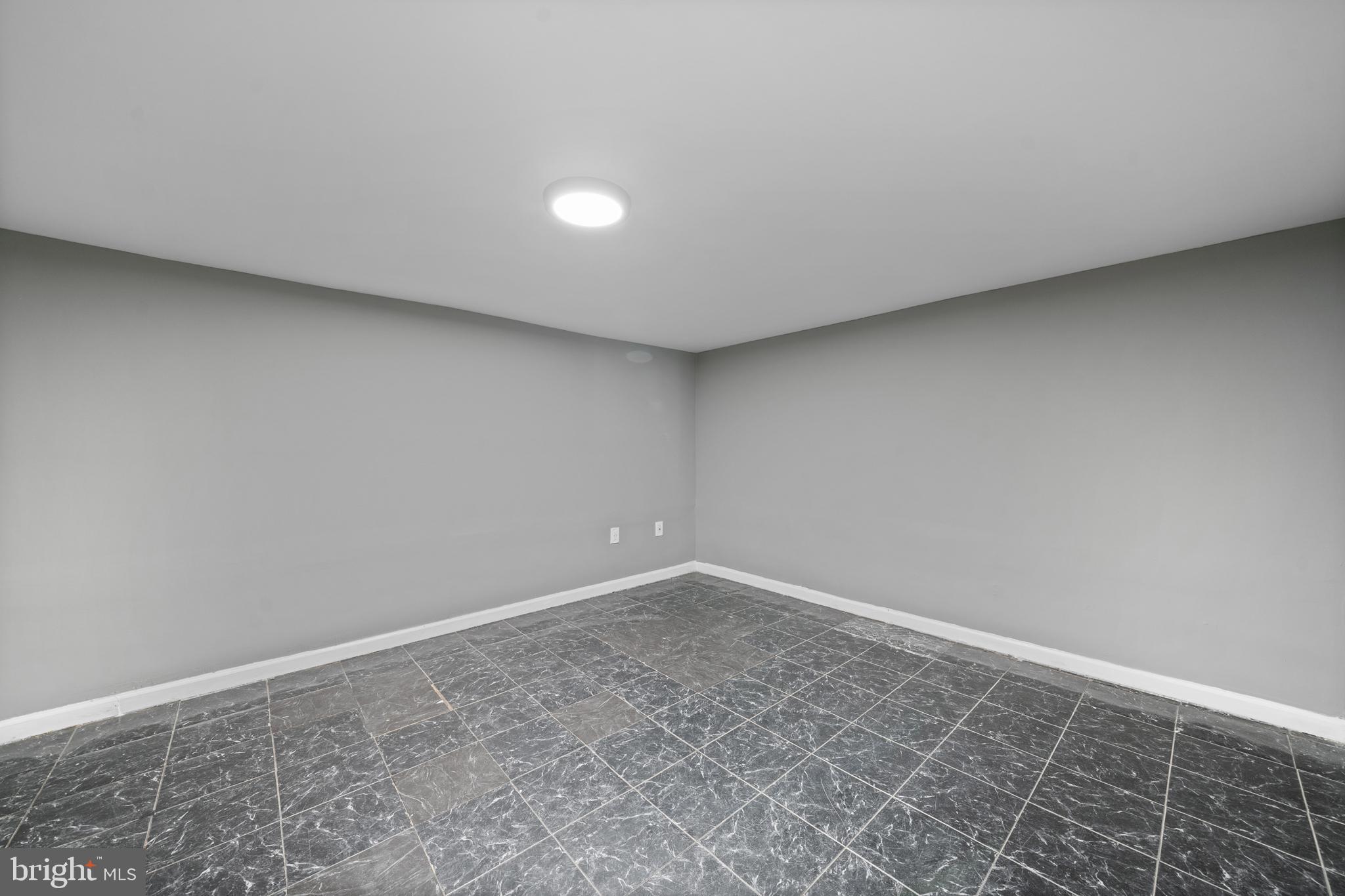 2515 Hallowing Point Road Prince Frederick, MD 20678 - Photo 28 of 34 Gallery Image 28