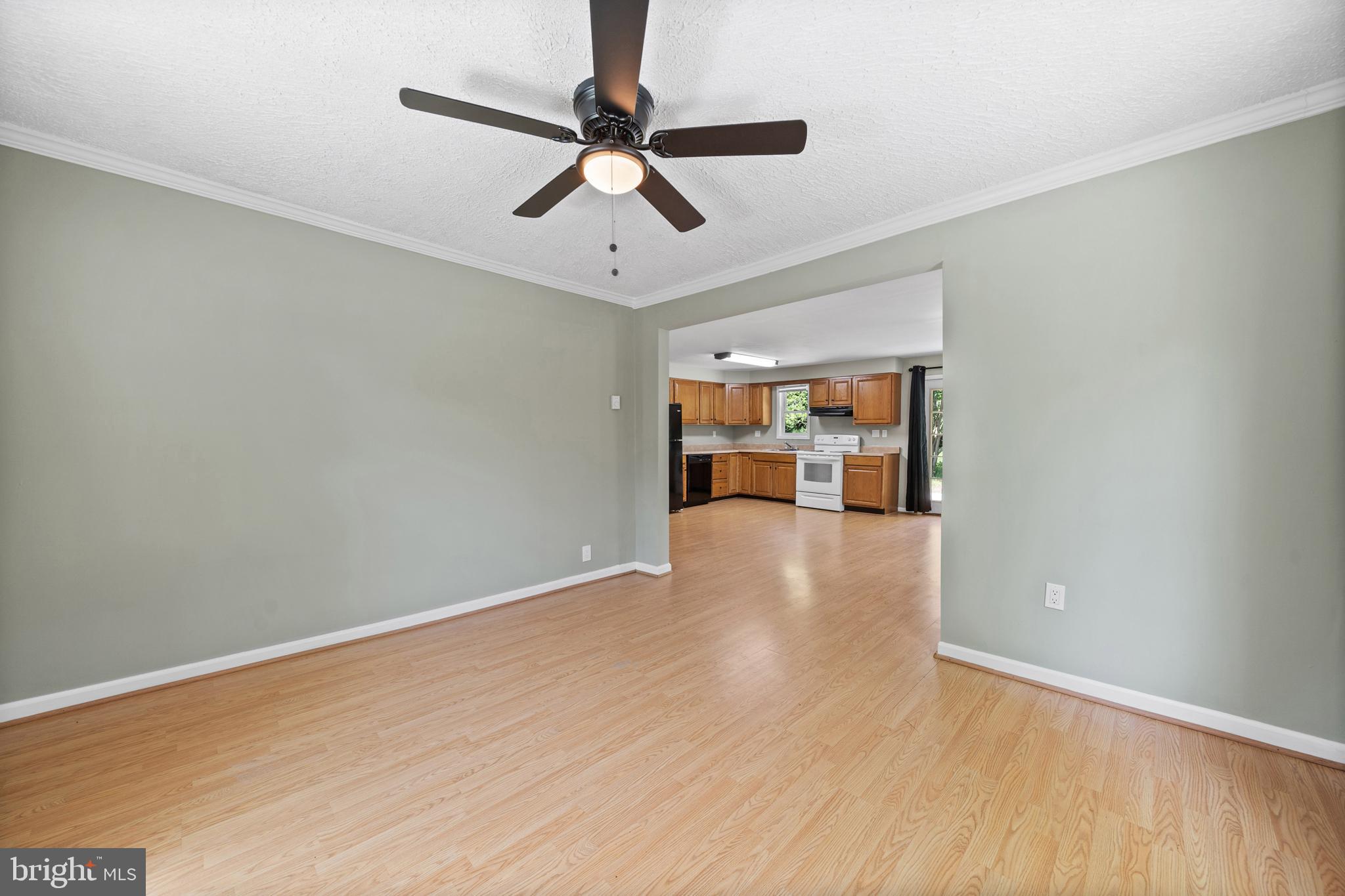 2515 Hallowing Point Road Prince Frederick, MD 20678 - Photo 7 of 34 Gallery Image 7