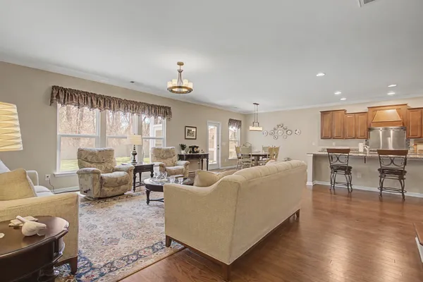 $825,000 | 2827 Kaye Drive, Thompson's Station, TN 37179