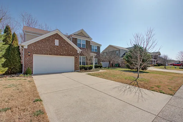 $825,000 | 2827 Kaye Drive, Thompson's Station, TN 37179