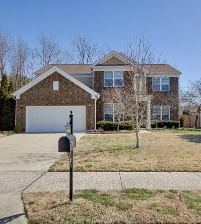 $825,000 | 2827 Kaye Drive, Thompson's Station, TN 37179