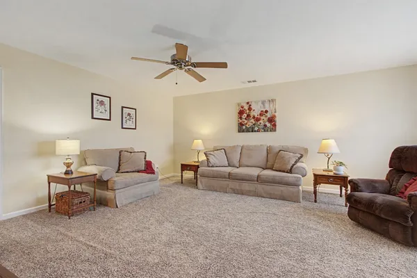 $825,000 | 2827 Kaye Drive, Thompson's Station, TN 37179