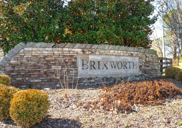 $825,000 | 2827 Kaye Drive, Thompson's Station, TN 37179