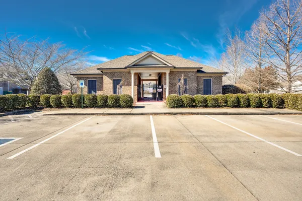 $825,000 | 2827 Kaye Drive, Thompson's Station, TN 37179