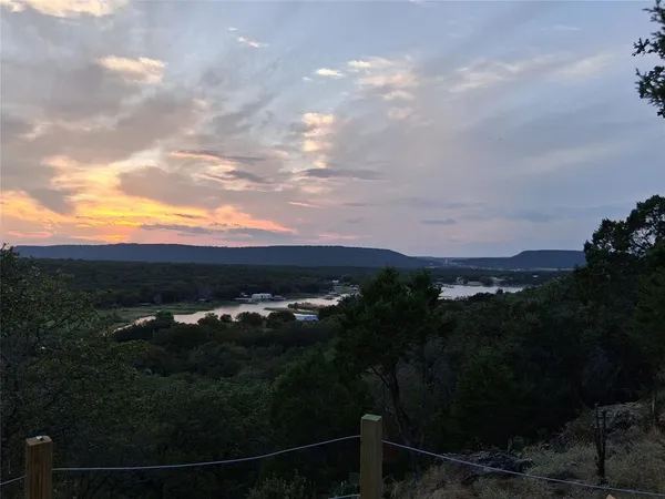 $115,000 | 4915 South Lakeview Drive, Gordon, TX 76453