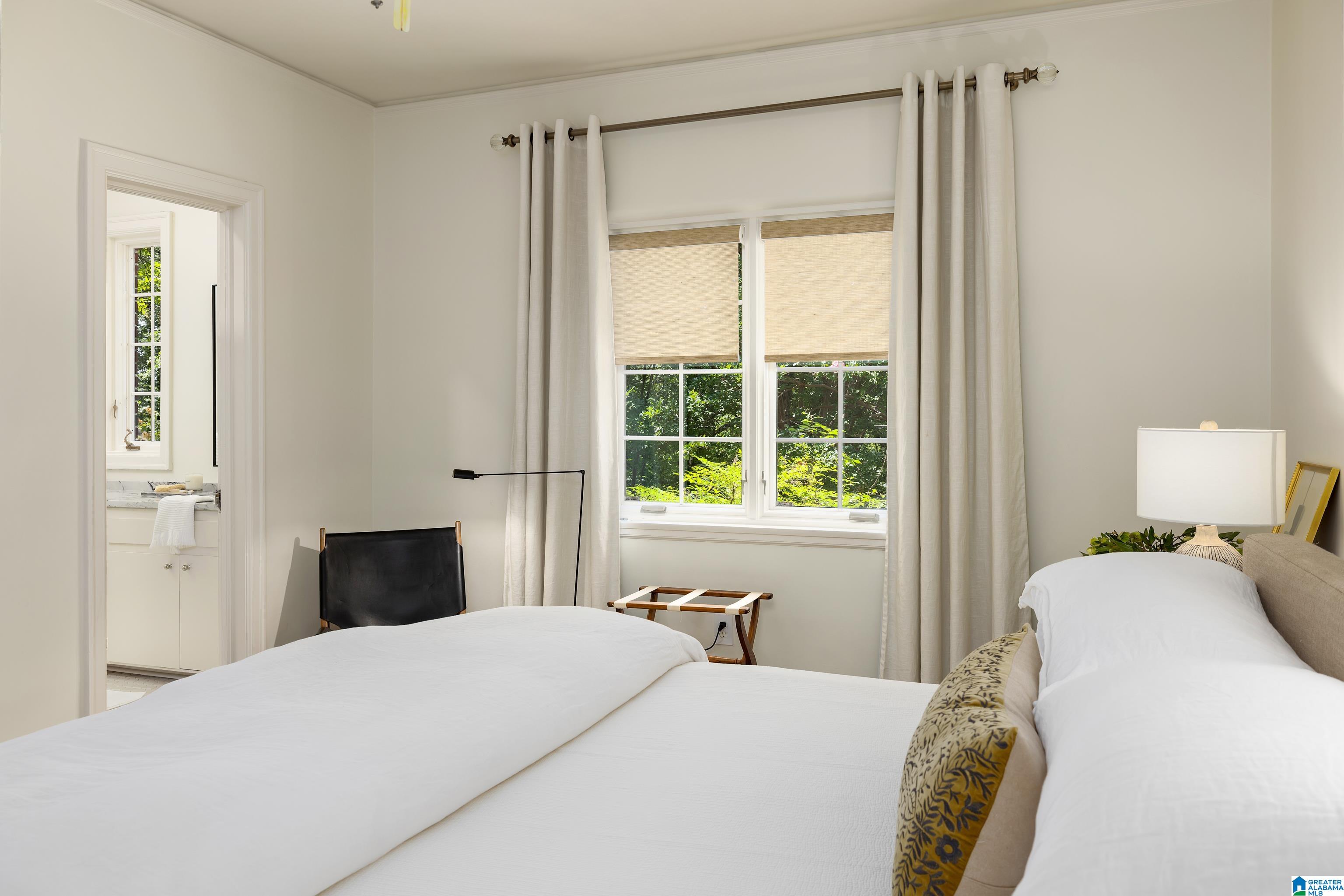 1812 Kensington Road Birmingham, AL 35209 - Photo 35 of 66 Gallery Image 35