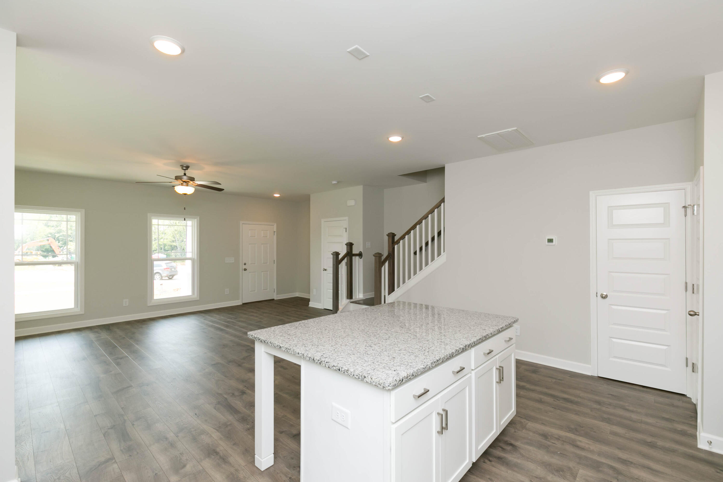 1608 Cotton Way Chattanooga, TN 37404 - Photo 8 of 24 Kitchen