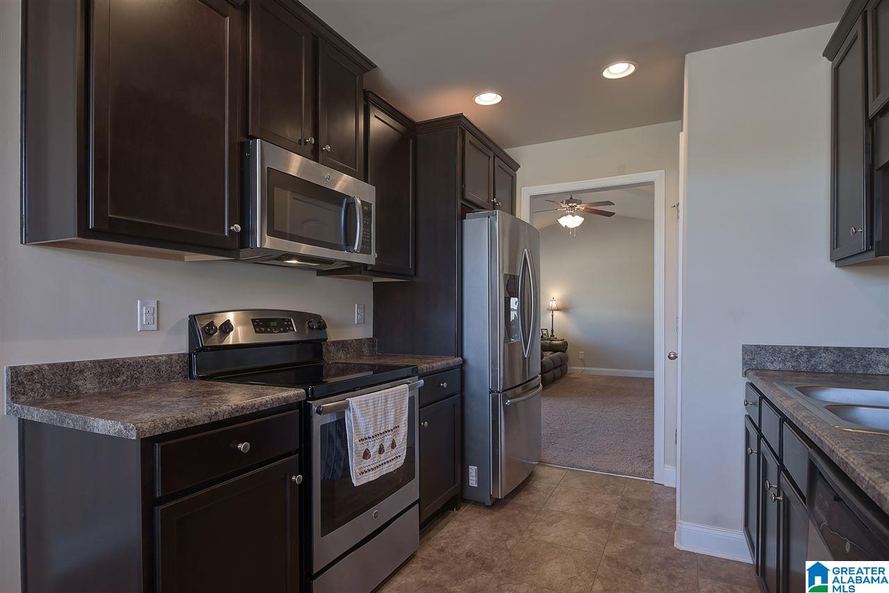188 Crisfield Circle Alabaster, AL 35007 - Photo 4 of 27